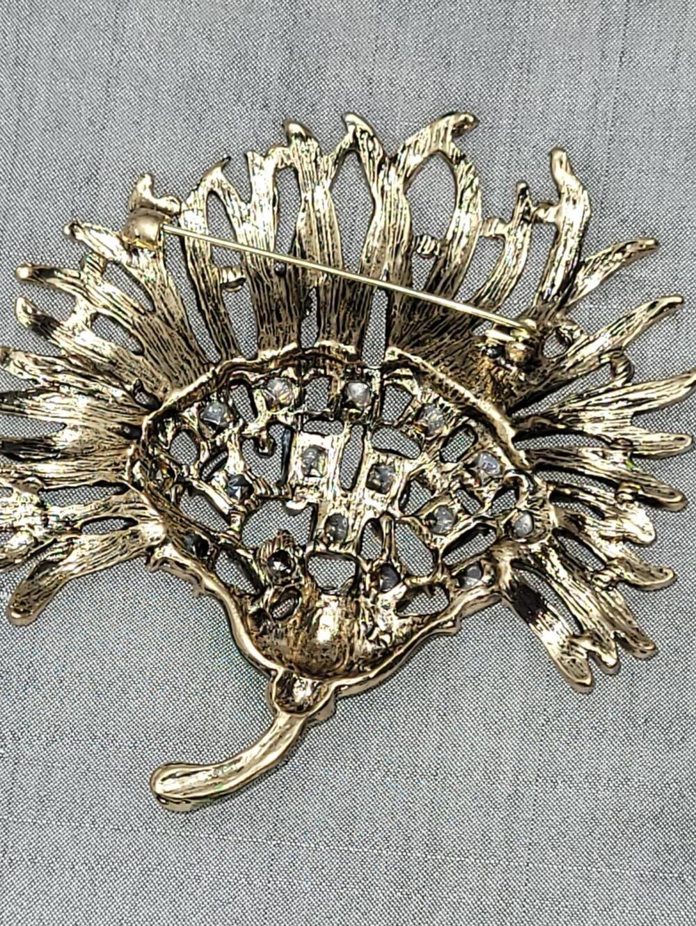 Exotic Flower Rhinestone Brooch - Picture 2 of 3